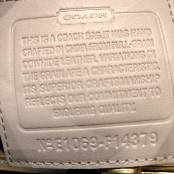 Coach Ergo Kisslock Hobo Rare - Picture 9 of 9